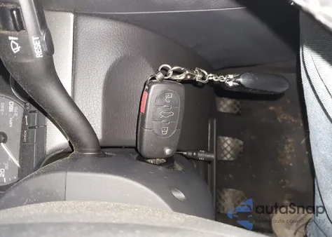 2005 Audi S4 4.2 z USA, uszkodzony, nr VIN WAUPL68E95A033697